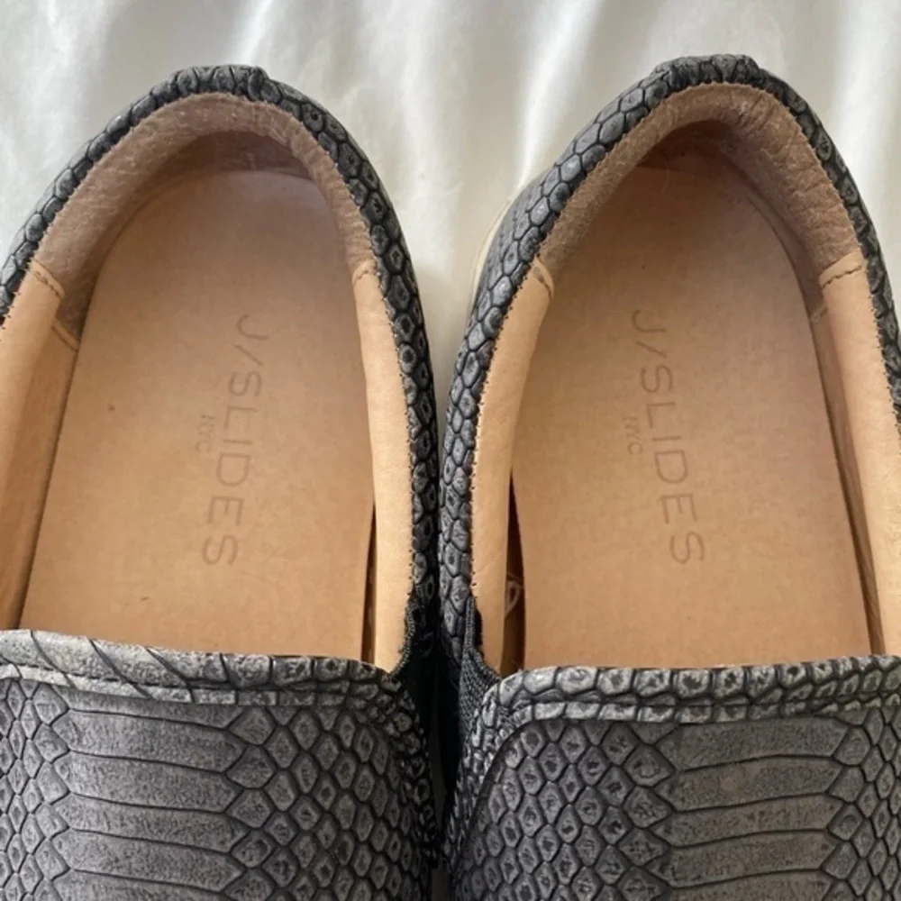 Women’s J/Slides Slip-on Sneaker Size 6 1/2‎ EUC